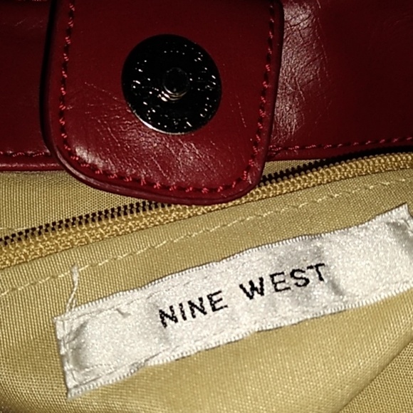 Nine West Handbag - Picture 2 of 7